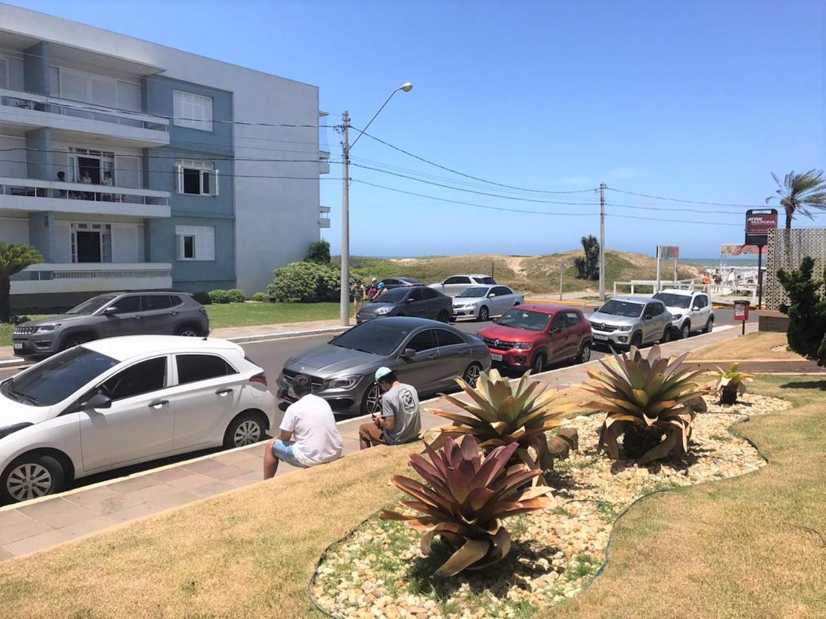 Atlantida 208 - Predio Na Beira Mar De Atlantida Lägenhet Xangri-la Exteriör bild
