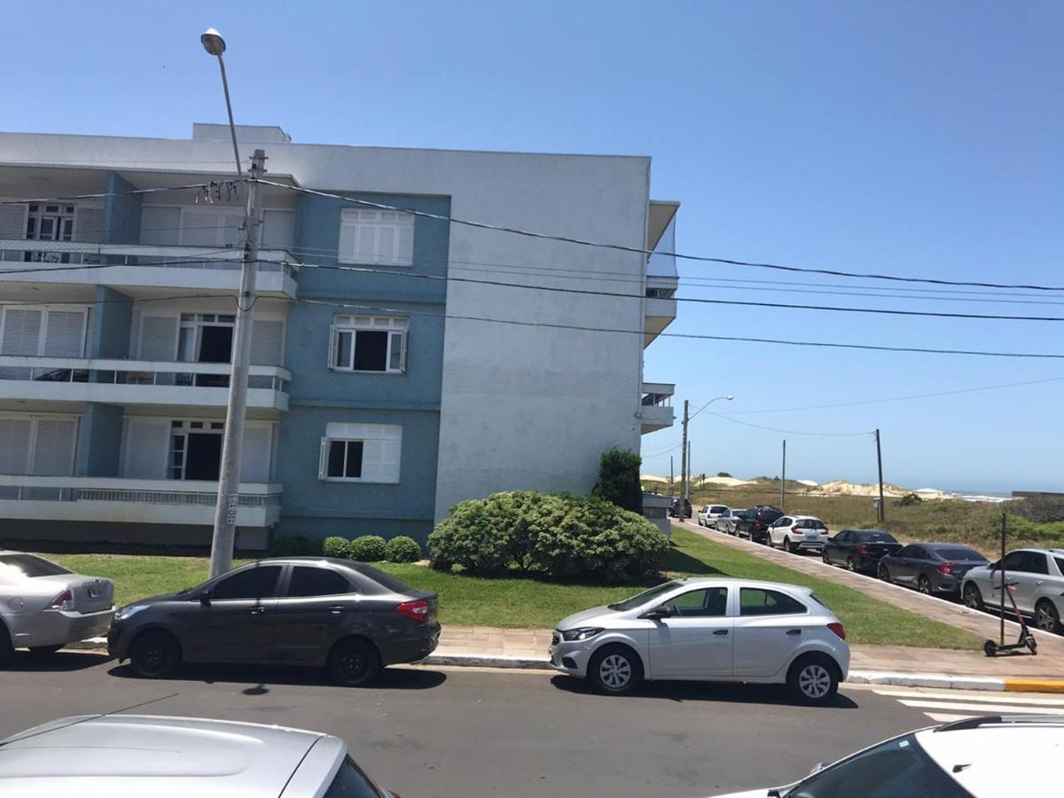 Atlantida 208 - Predio Na Beira Mar De Atlantida Lägenhet Xangri-la Exteriör bild