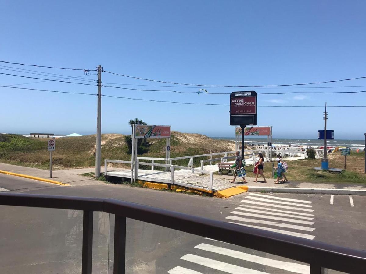 Atlantida 208 - Predio Na Beira Mar De Atlantida Lägenhet Xangri-la Exteriör bild